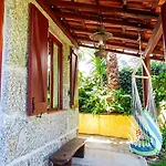 Casa Da Benfeitoria Дом отдыха Гимарайнш