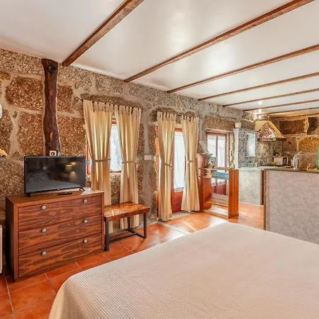 別荘 Casa Da Benfeitoria ギマランイス
