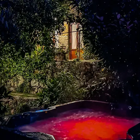 Casa Da Benfeitoria Semesterbostad Guimarães